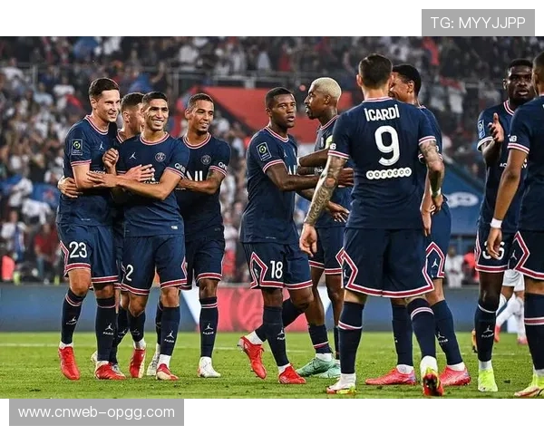 巴黎FC官方签下欧塞尔17岁中场马通多，据悉总价1700万欧